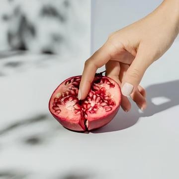 Masturbarea poate fi leacul pentru simptomele menstruale