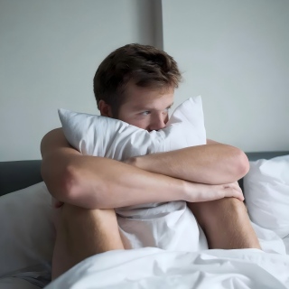 Tăcerea oamenilor și absența dorinței